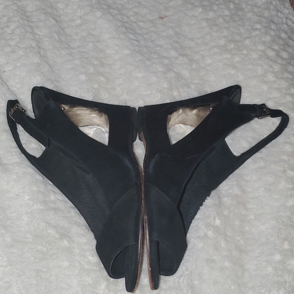 Kors Michael kors S. 8.5 Peep Toe Cut Out Wedge - Picture 1 of 8